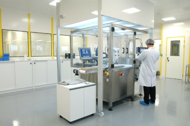 Institut de biotechnologie humaine : aménagement des salles blanches et des zones en environnement contrôlé