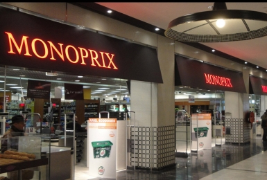 Monoprix - Rénovation complète de façade en centre commercial