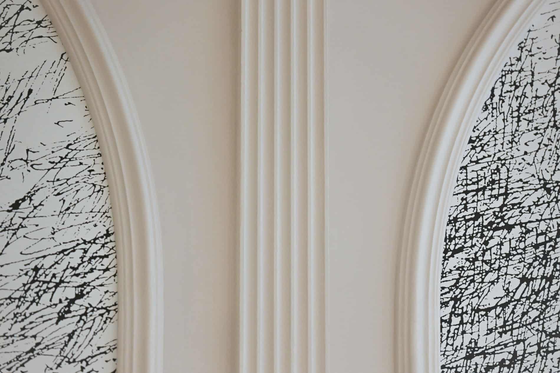 vue sur un mur blanc